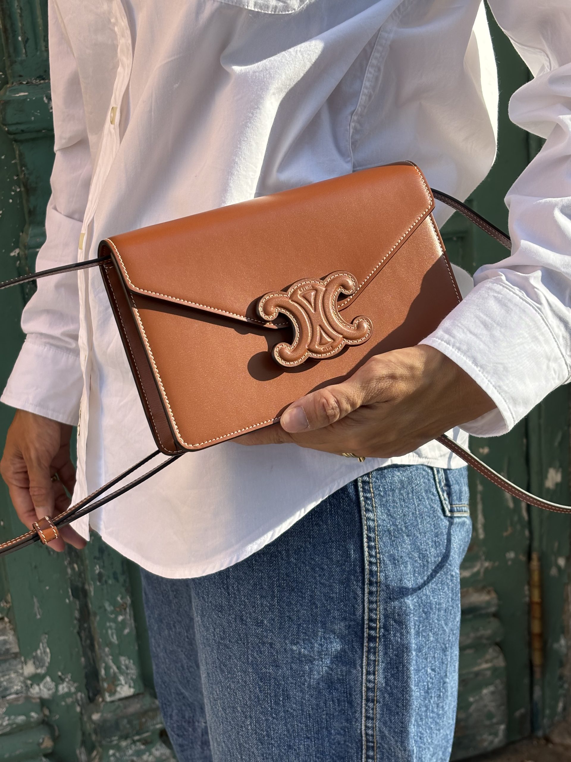 bfe21aab d51a 4f72 b515 5d6c9d730f5f